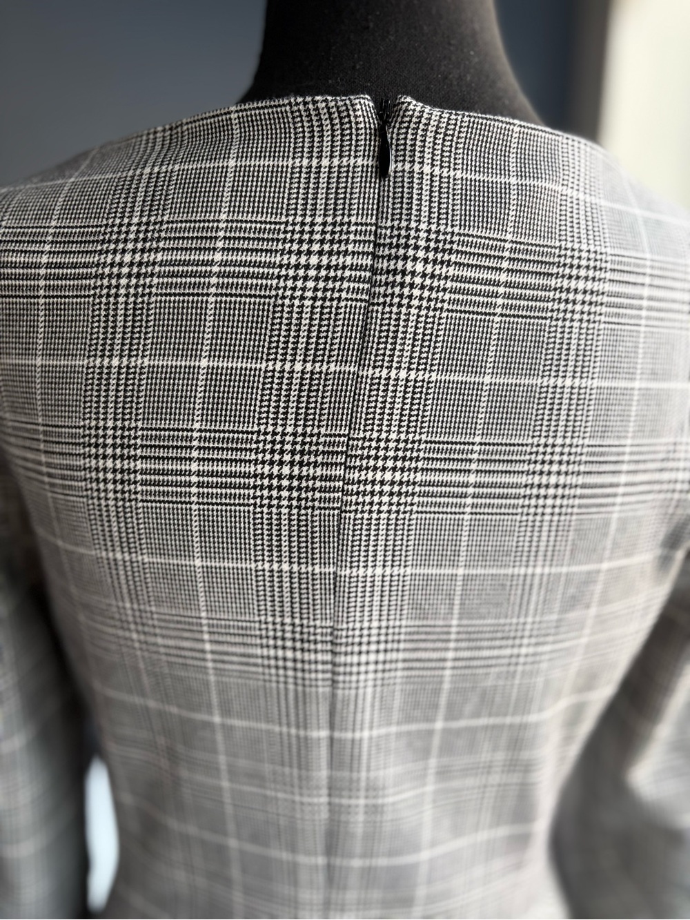 H&M Glen Check Plaid Houndstooth Ballet Neck 3/4 Sleeve A-Line Shift Mini Dress - Picture 12 of 15
